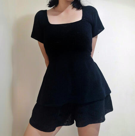Black Merideth top with waist tie